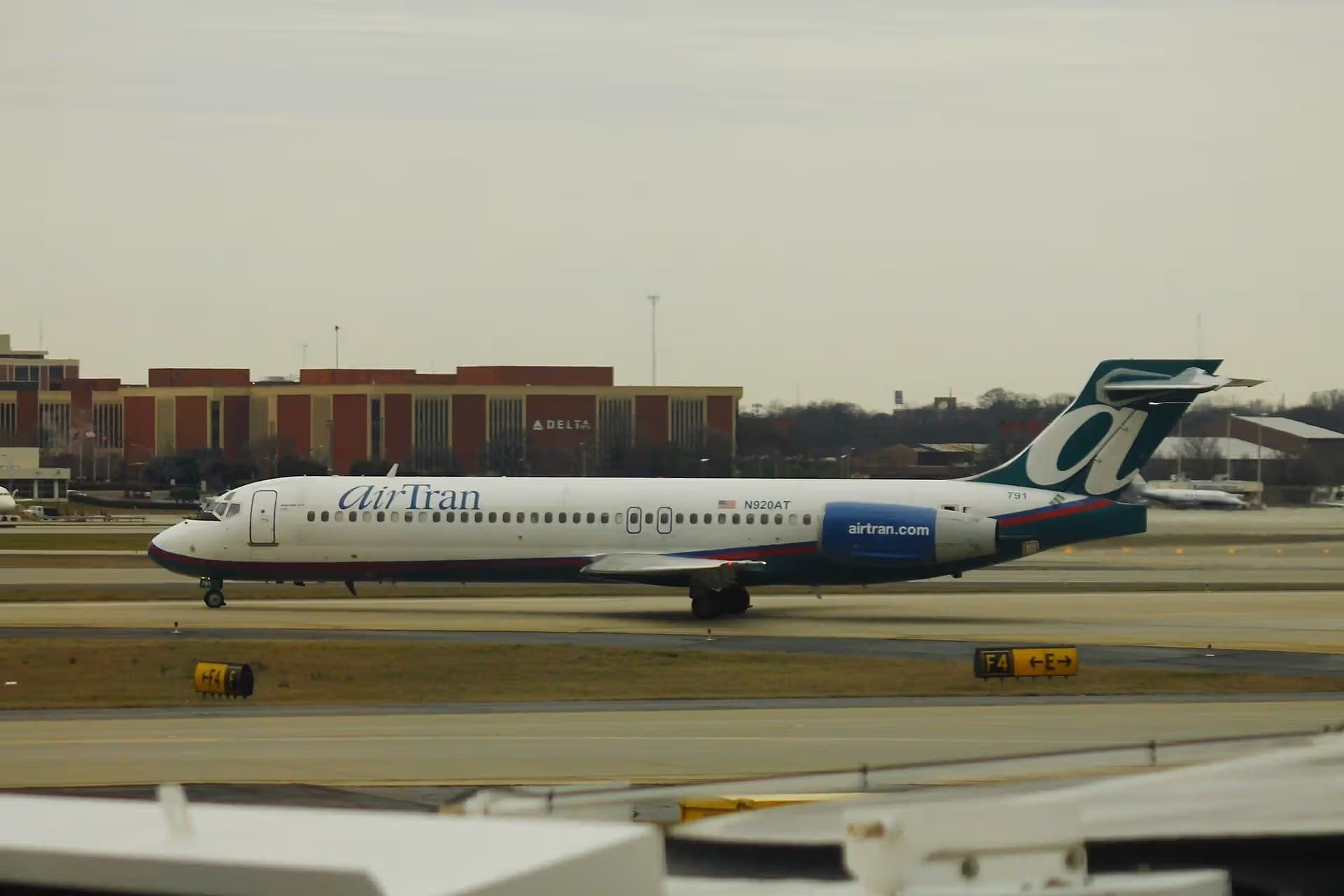 N920AT — Aircraft