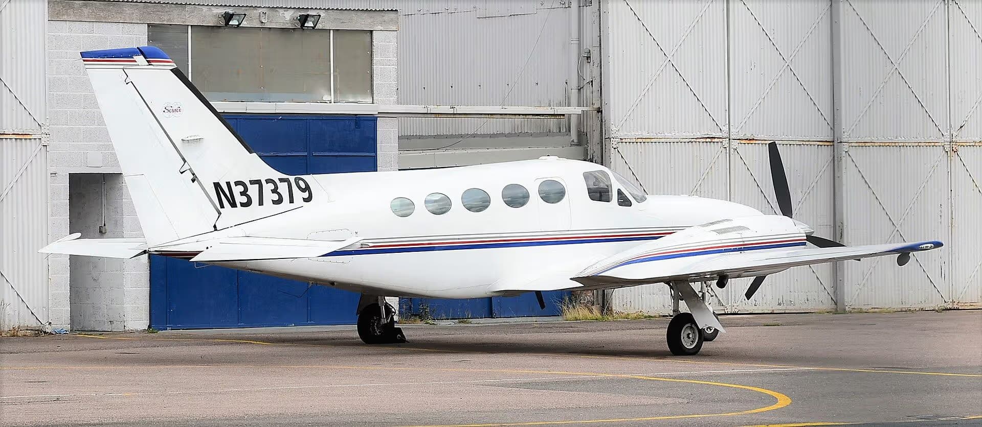 N37379 — Twin-engine aircraft