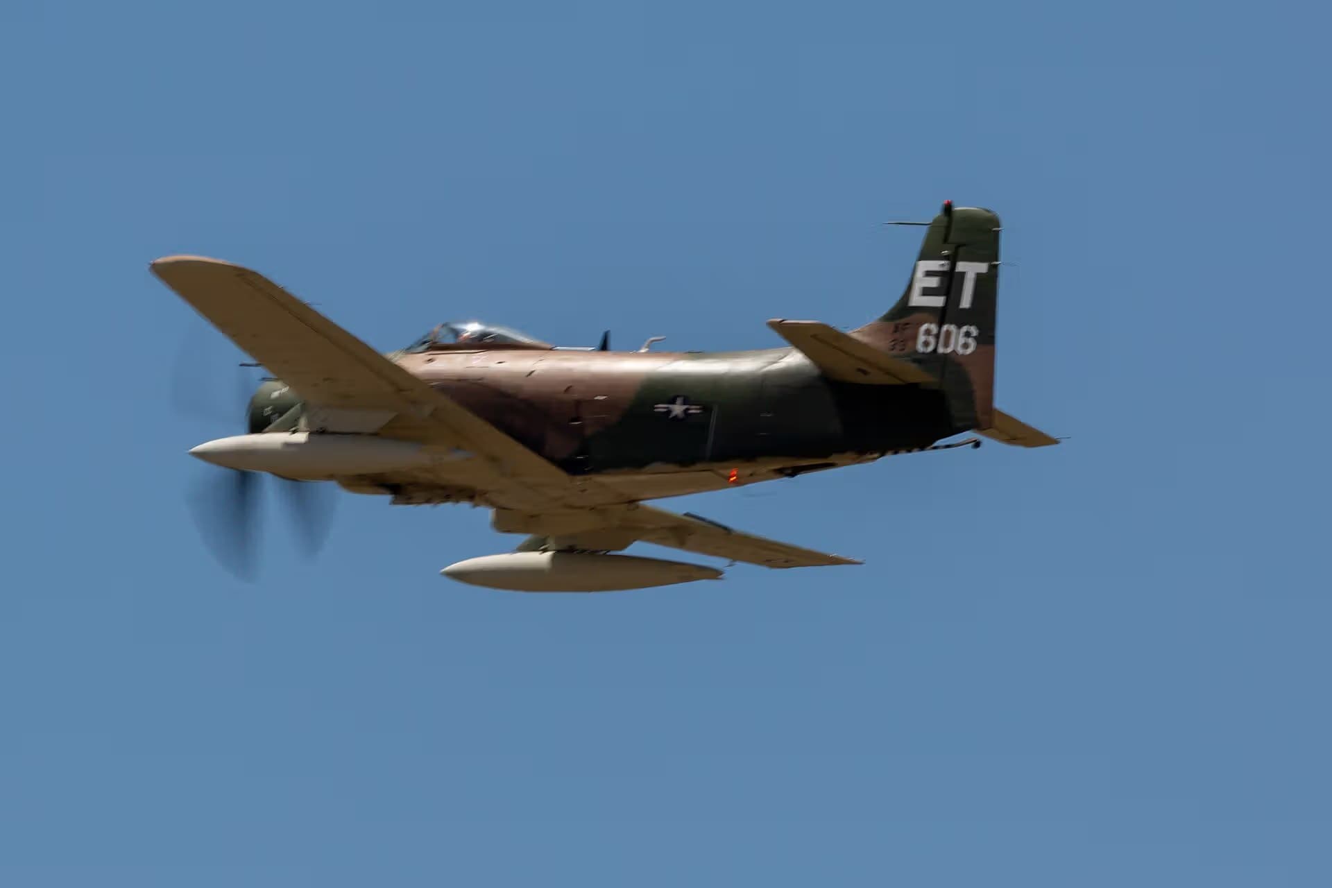 N39606 — Single-engine aircraft
