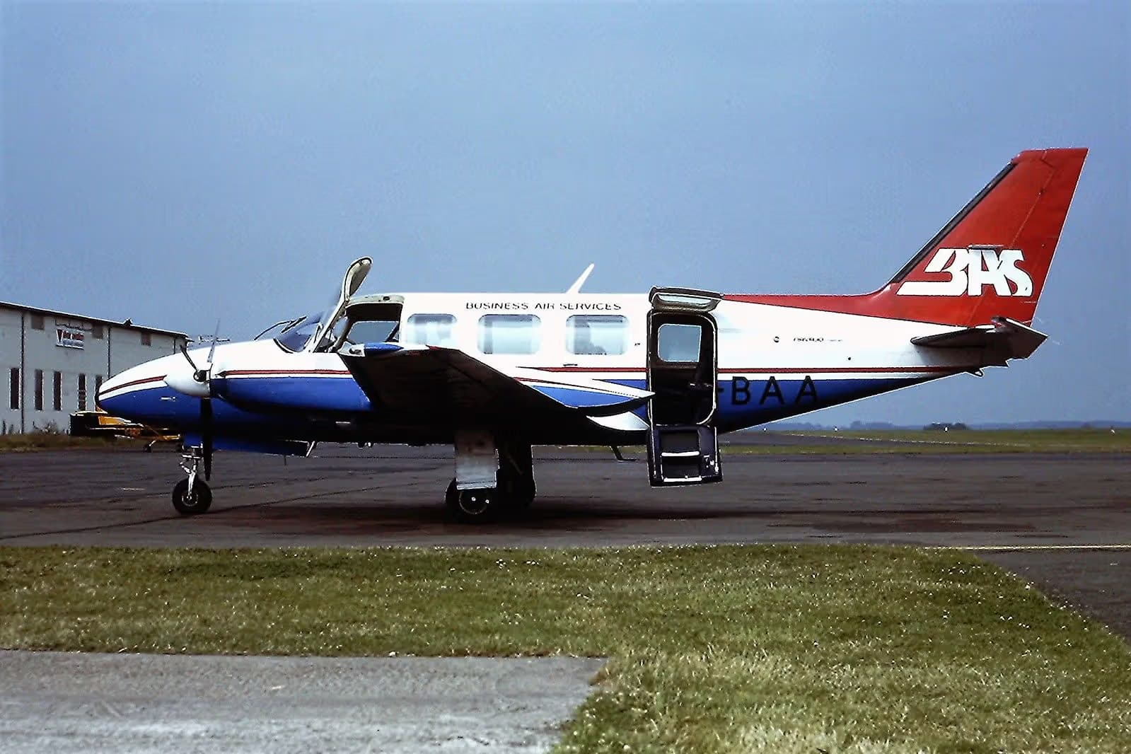 PH-BAA — Twin-engine aircraft