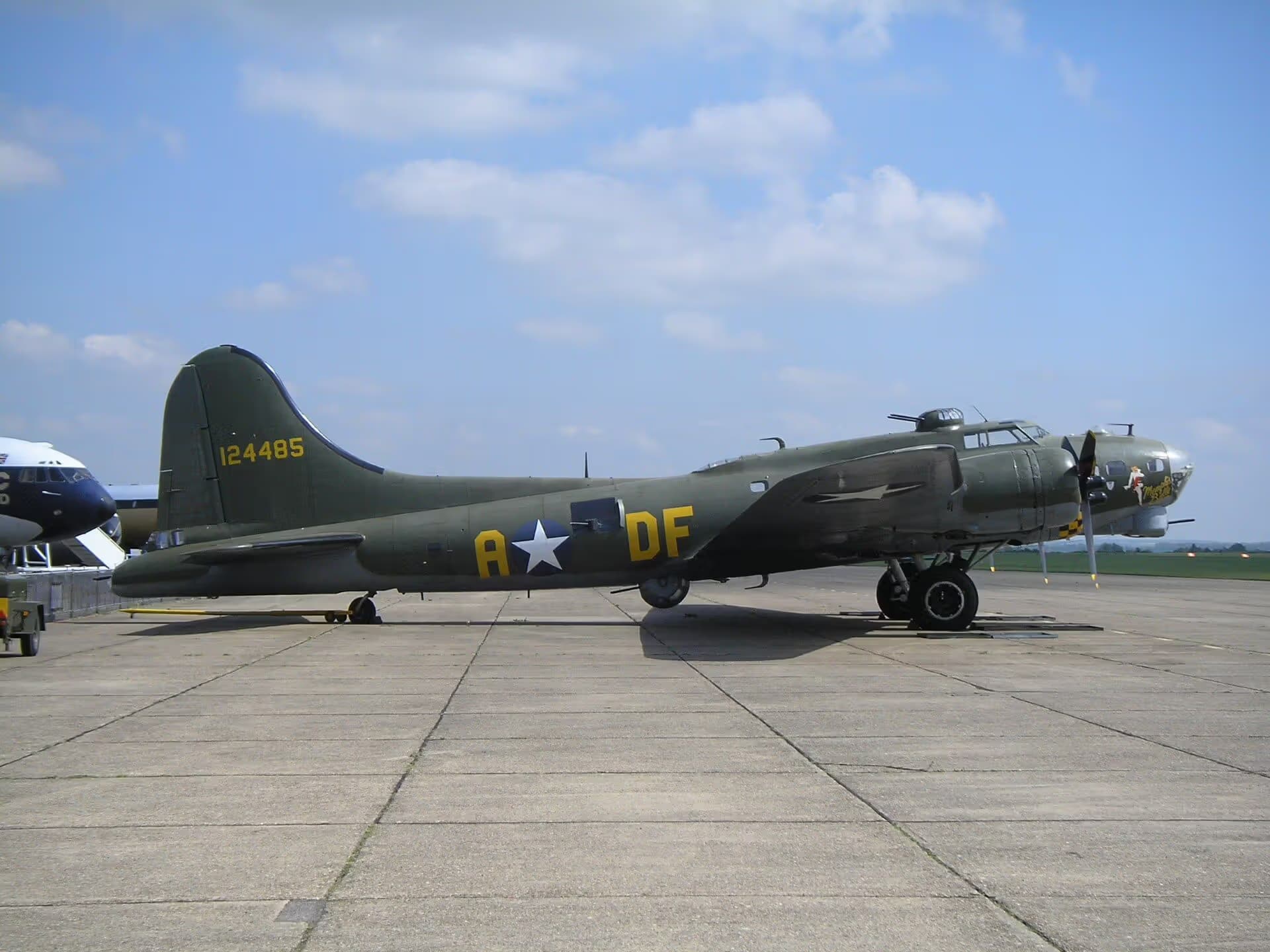 Unidentified — Warbird