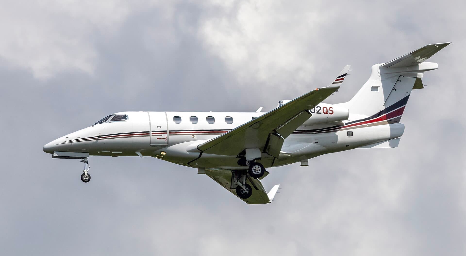 N302QS — Embraer