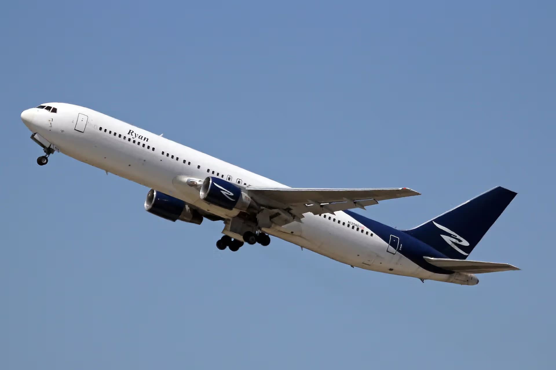 N125RD — Boeing