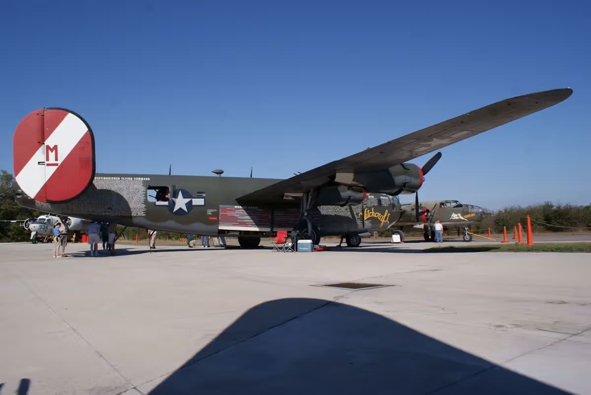 Unidentified — Warbird