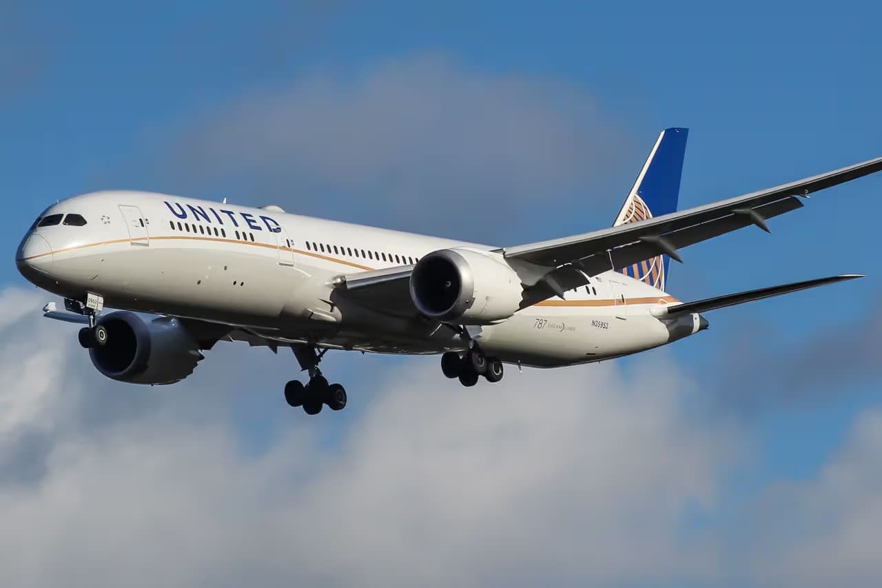 N35953 — Boeing