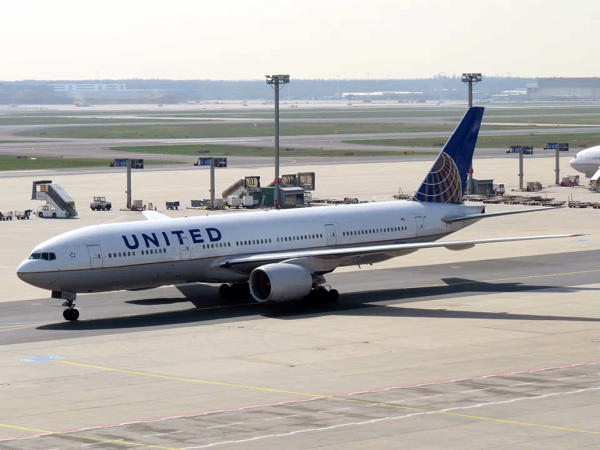 N769UA — Boeing