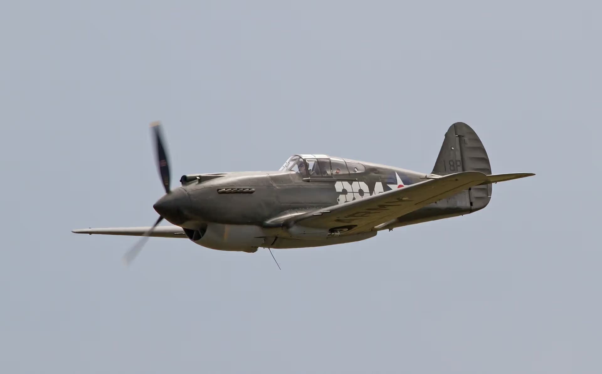 Unidentified — Single-engine aircraft