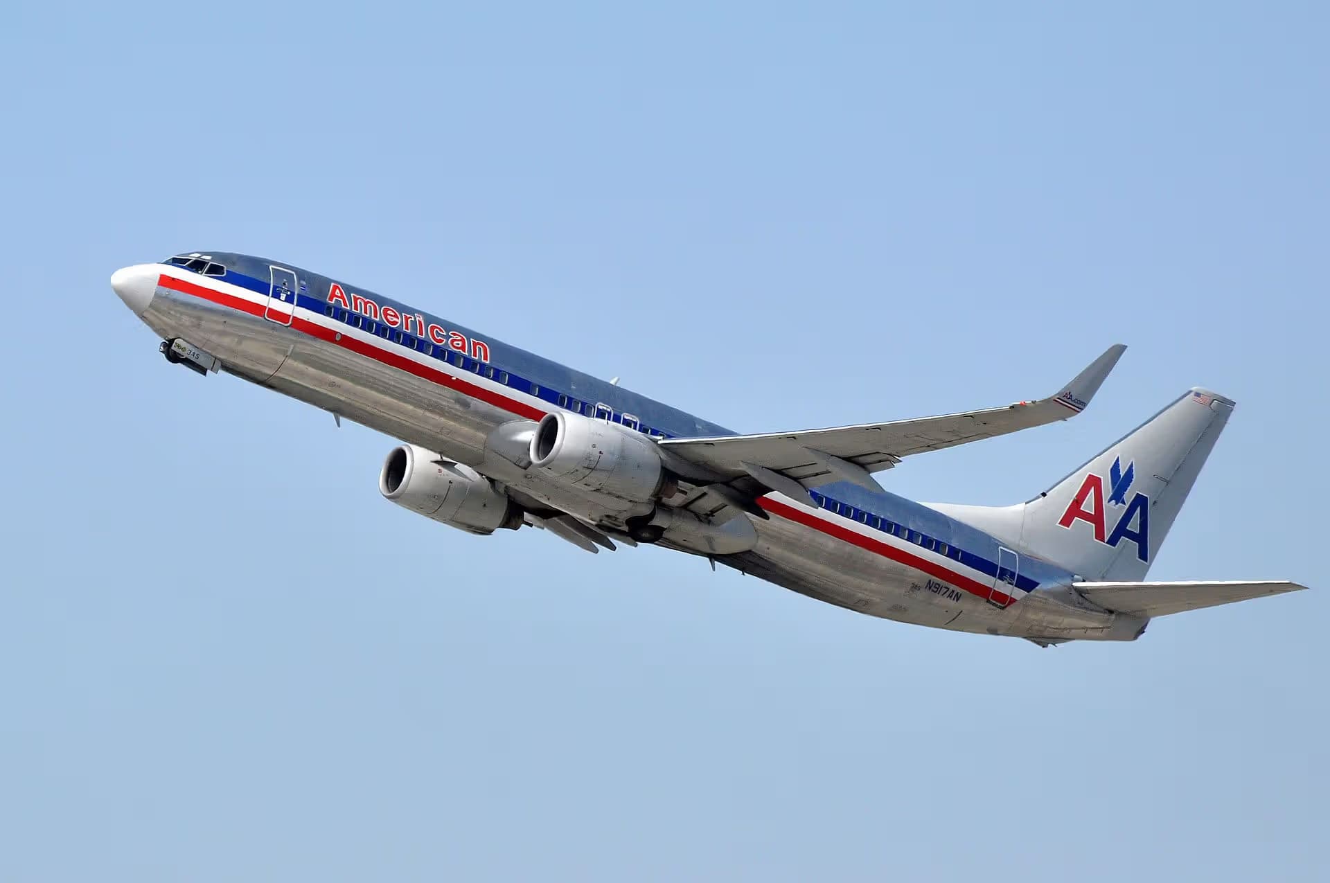 N917AN — Twin-engine aircraft
