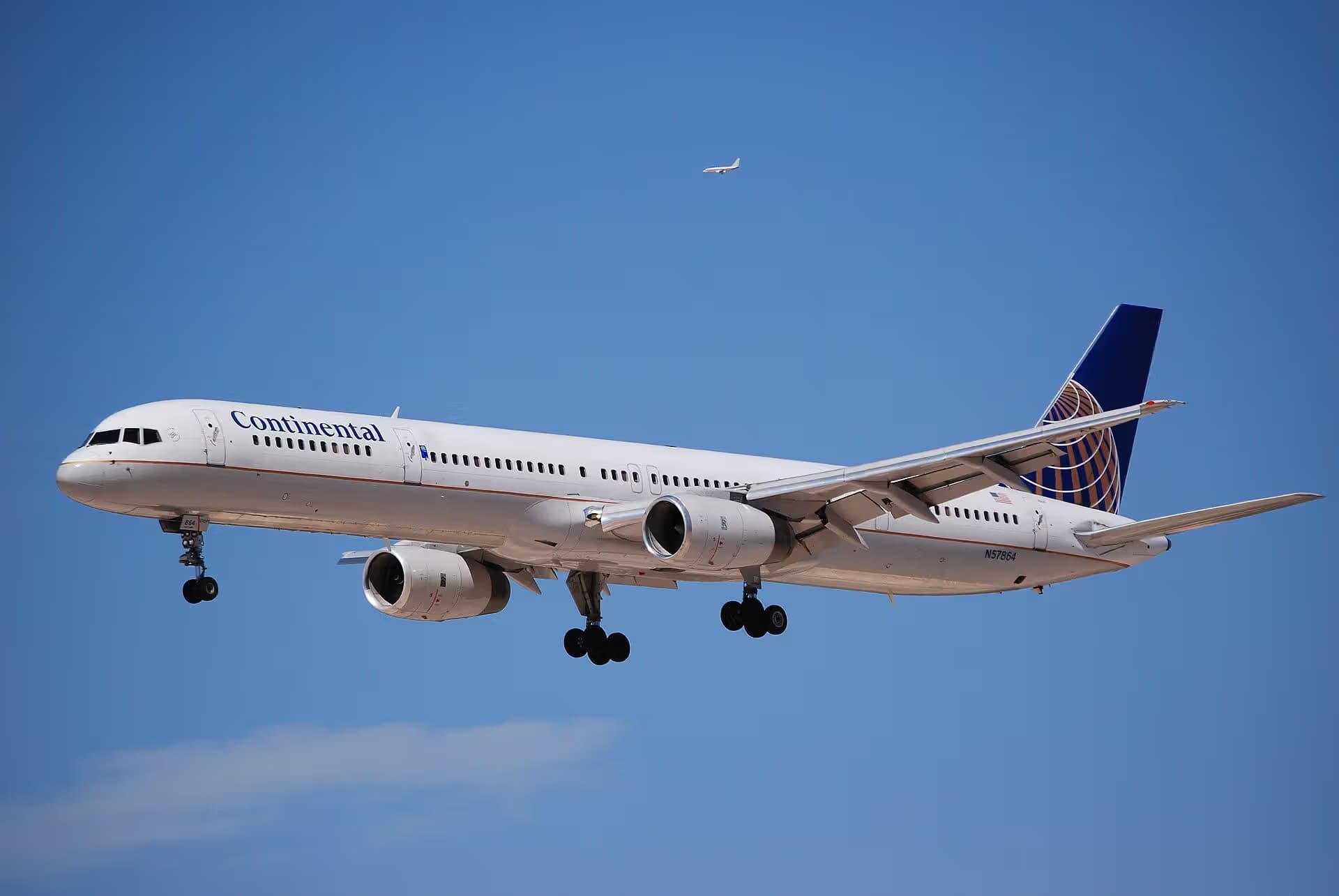 N57864 — Boeing