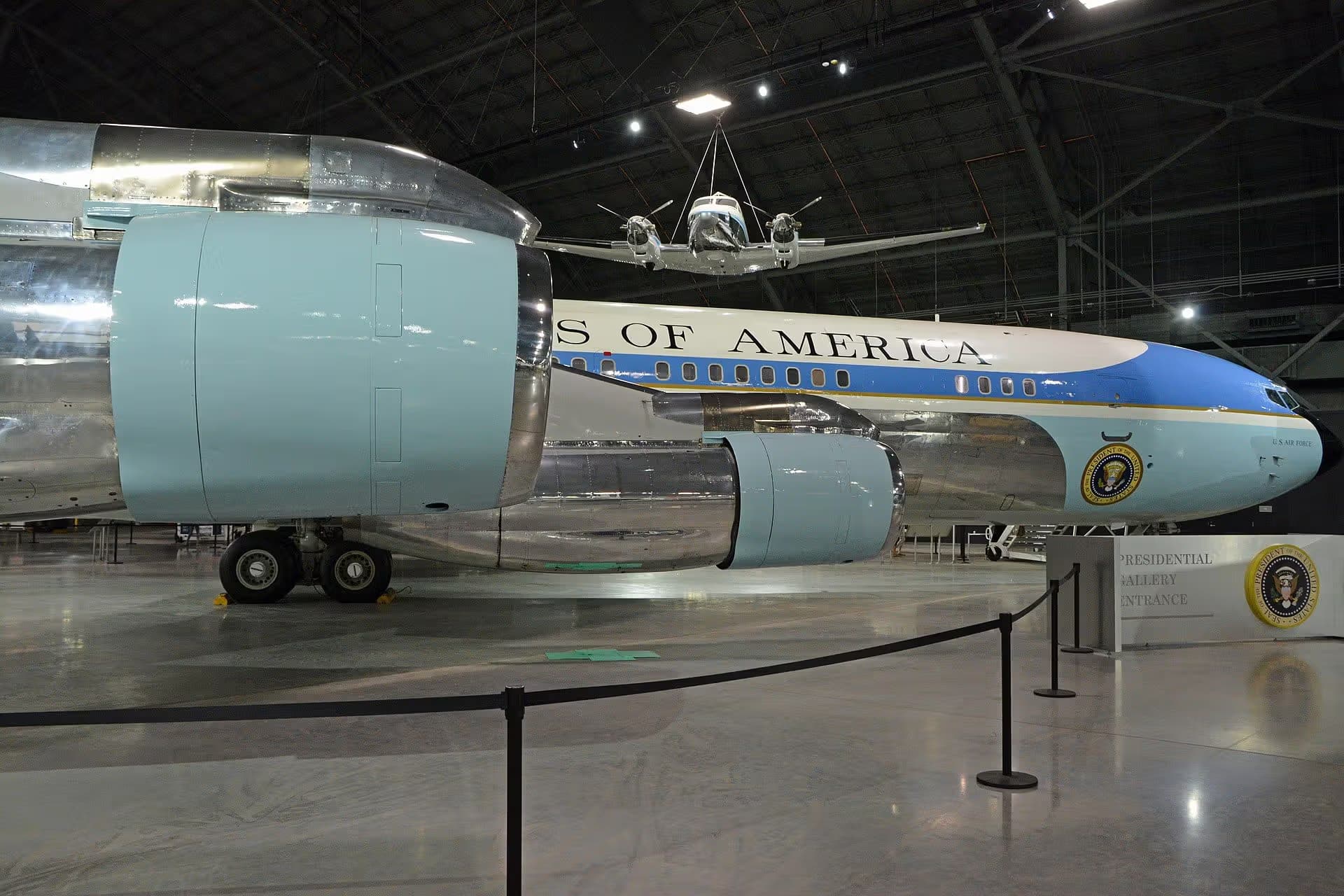 Unidentified — Aircraft