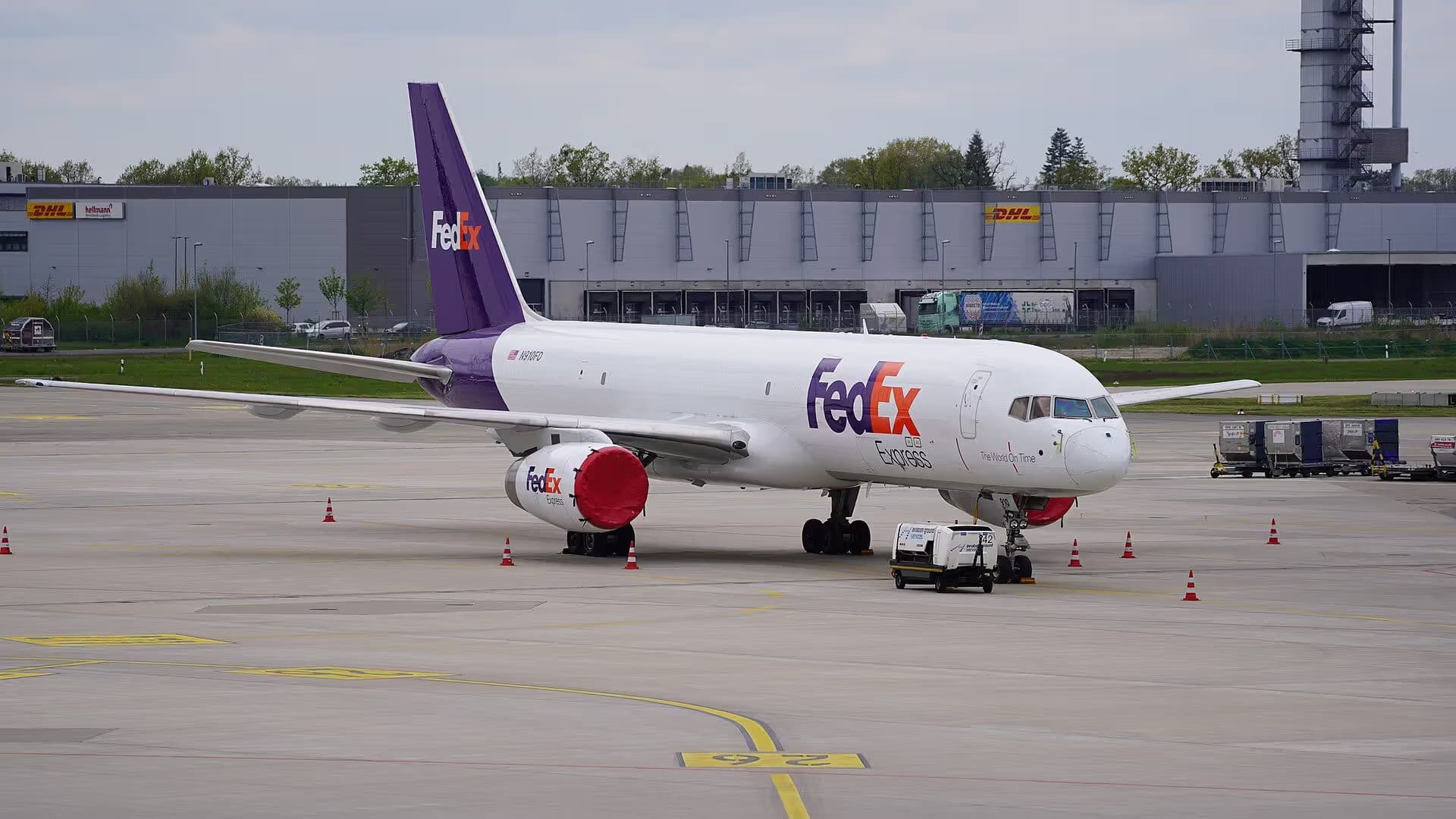 N910FD — Boeing at Hannover Airport
