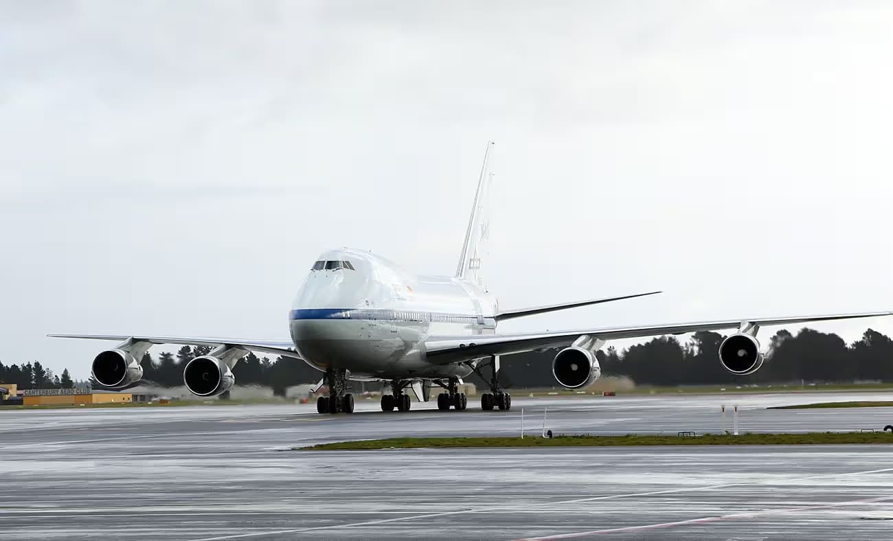 Unidentified — Aircraft