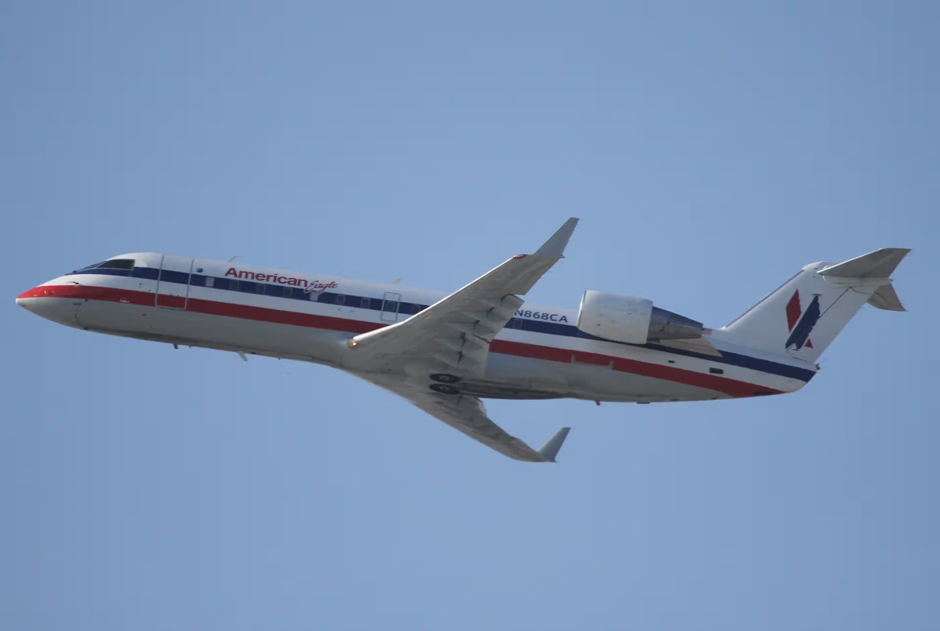 N868CA — Bombardier