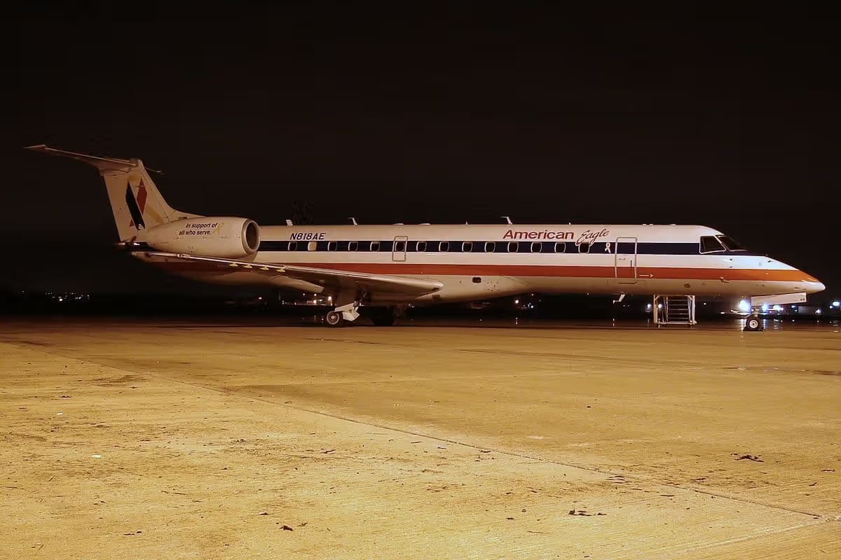 N818AE — Embraer