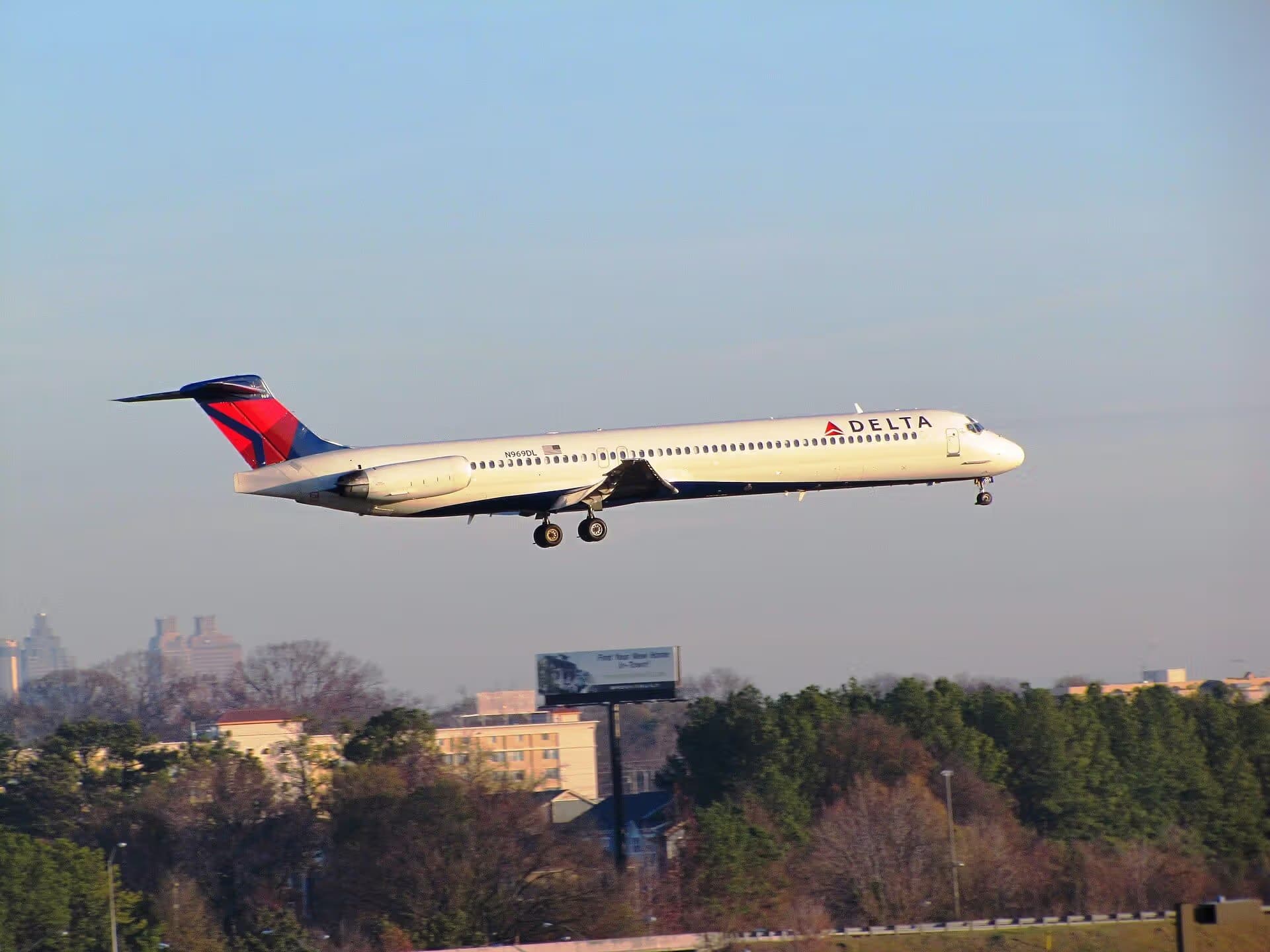 N969DL — Aircraft