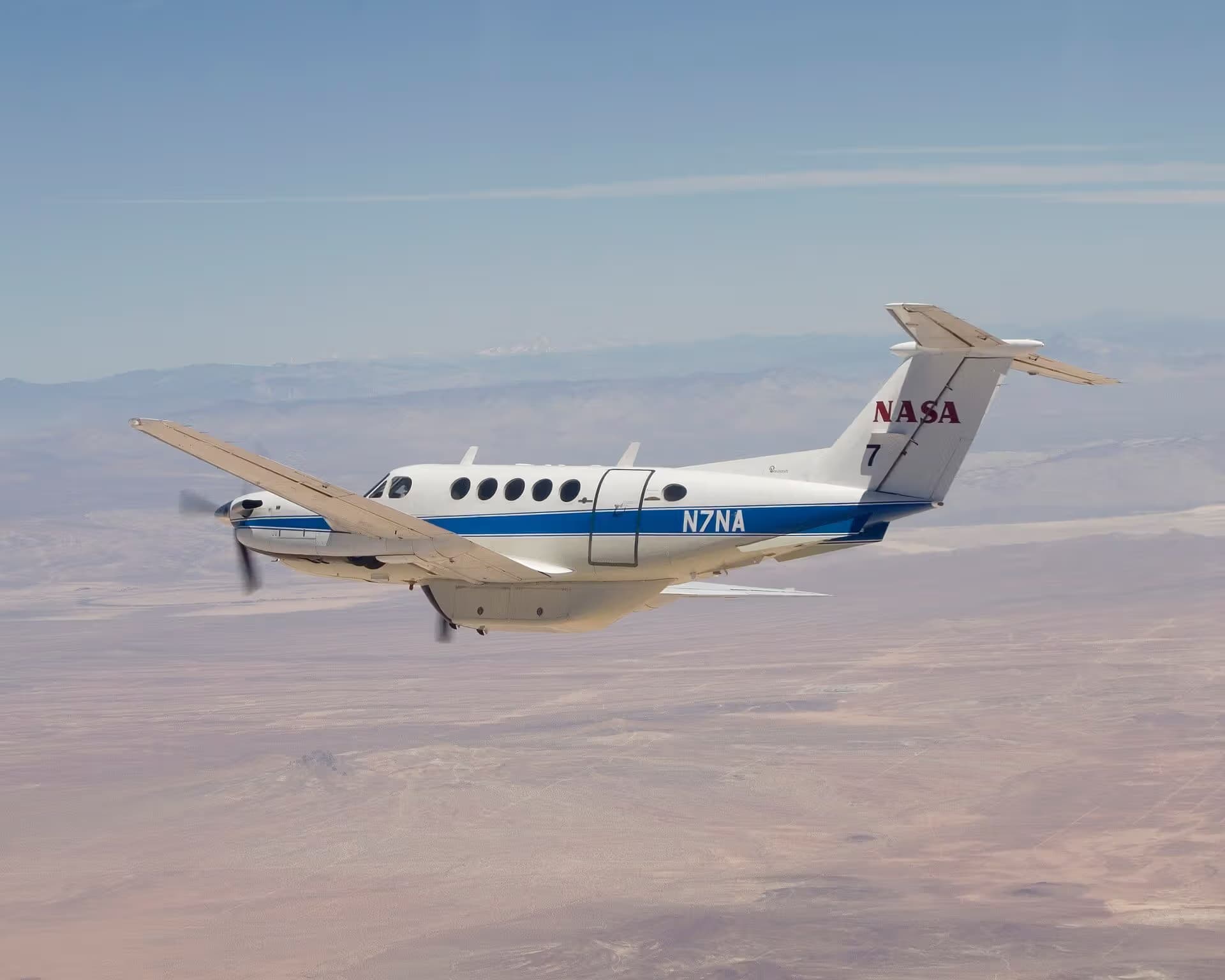 N7NA — Beechcraft