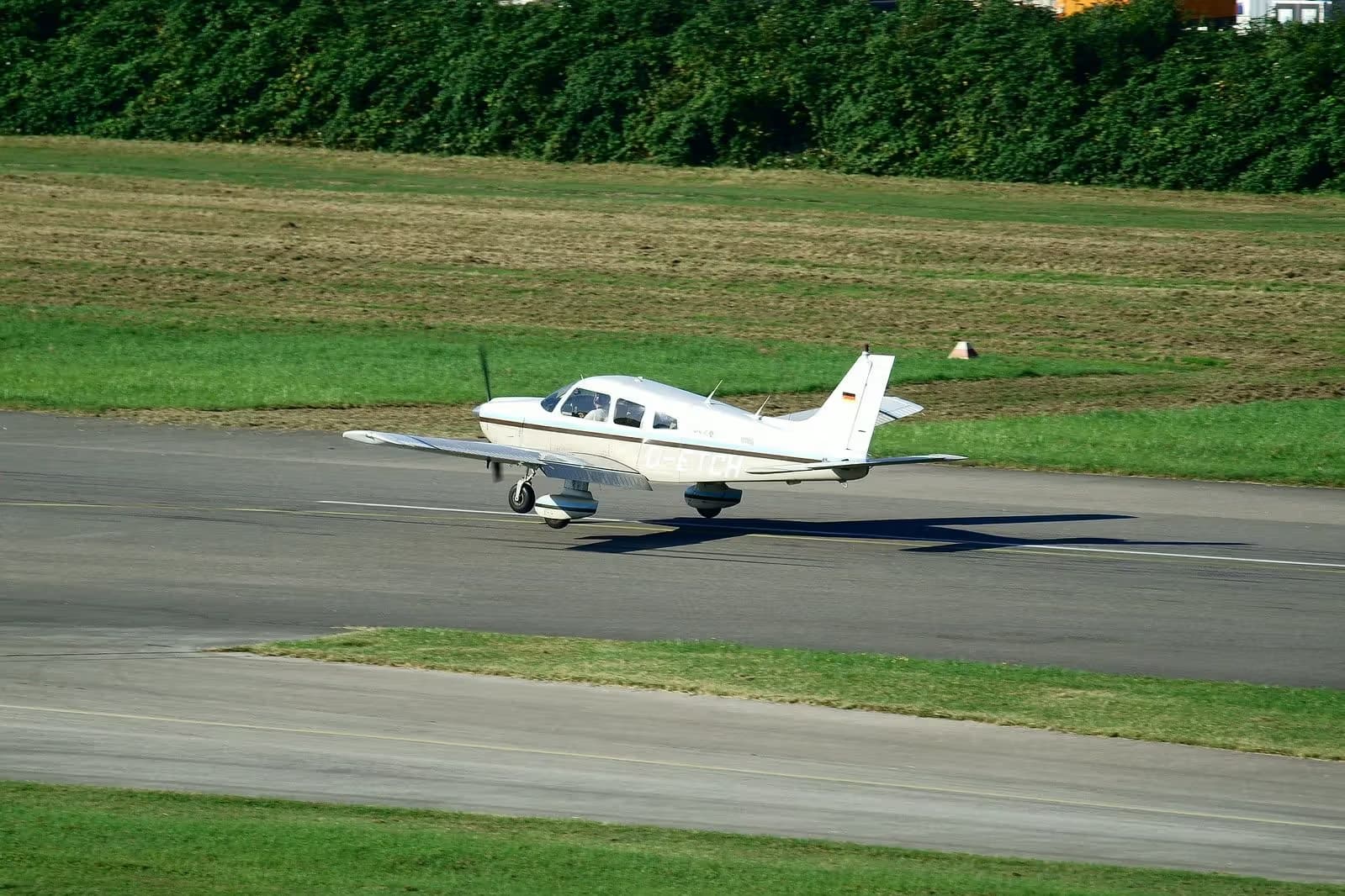 D-ETCH — Piper