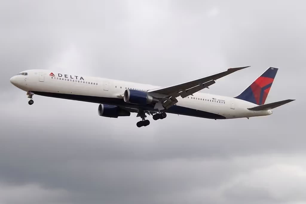 N837MH — Boeing