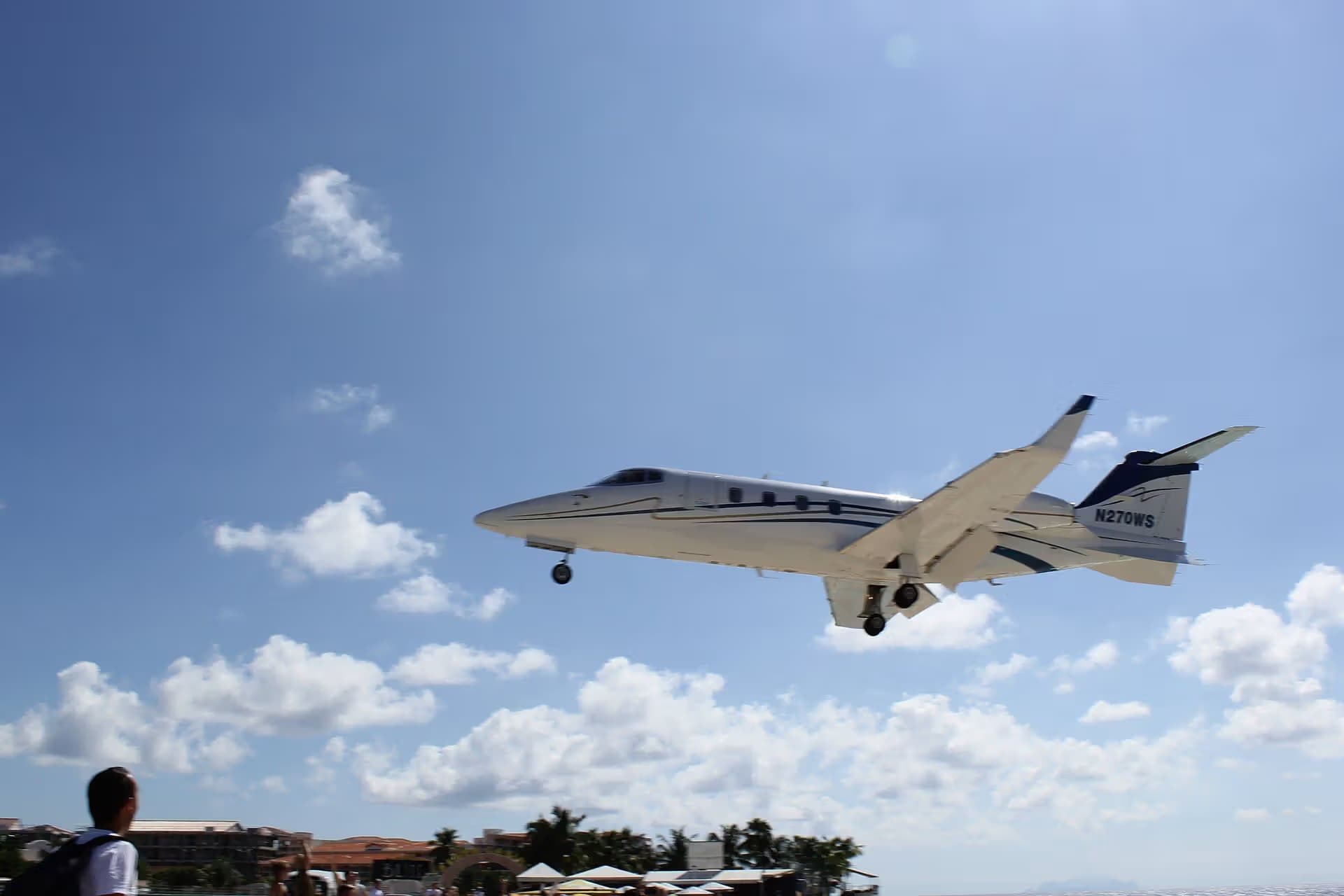 N270WS — Business jet