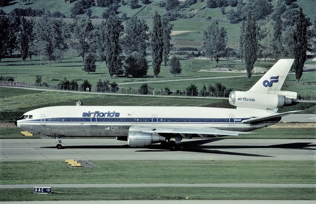 N1035F — Aircraft