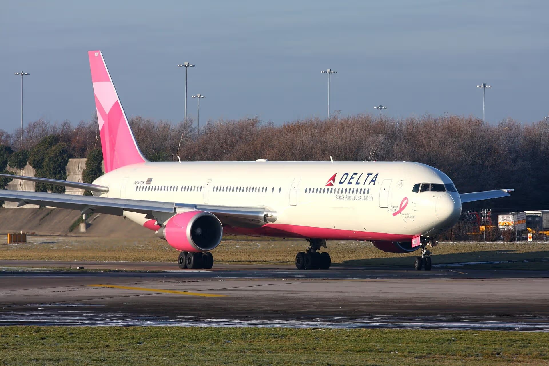 N845MH — Twin-engine aircraft