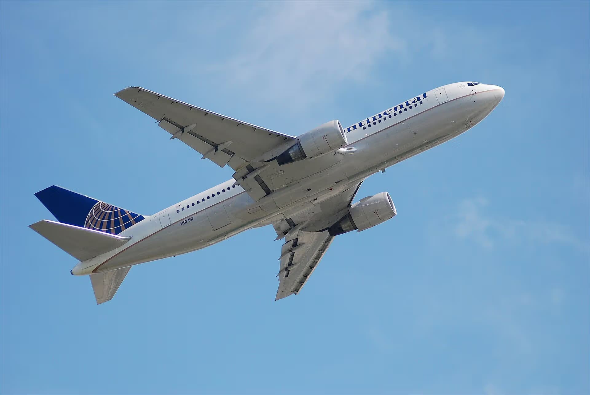 N67157 — Twin-engine aircraft