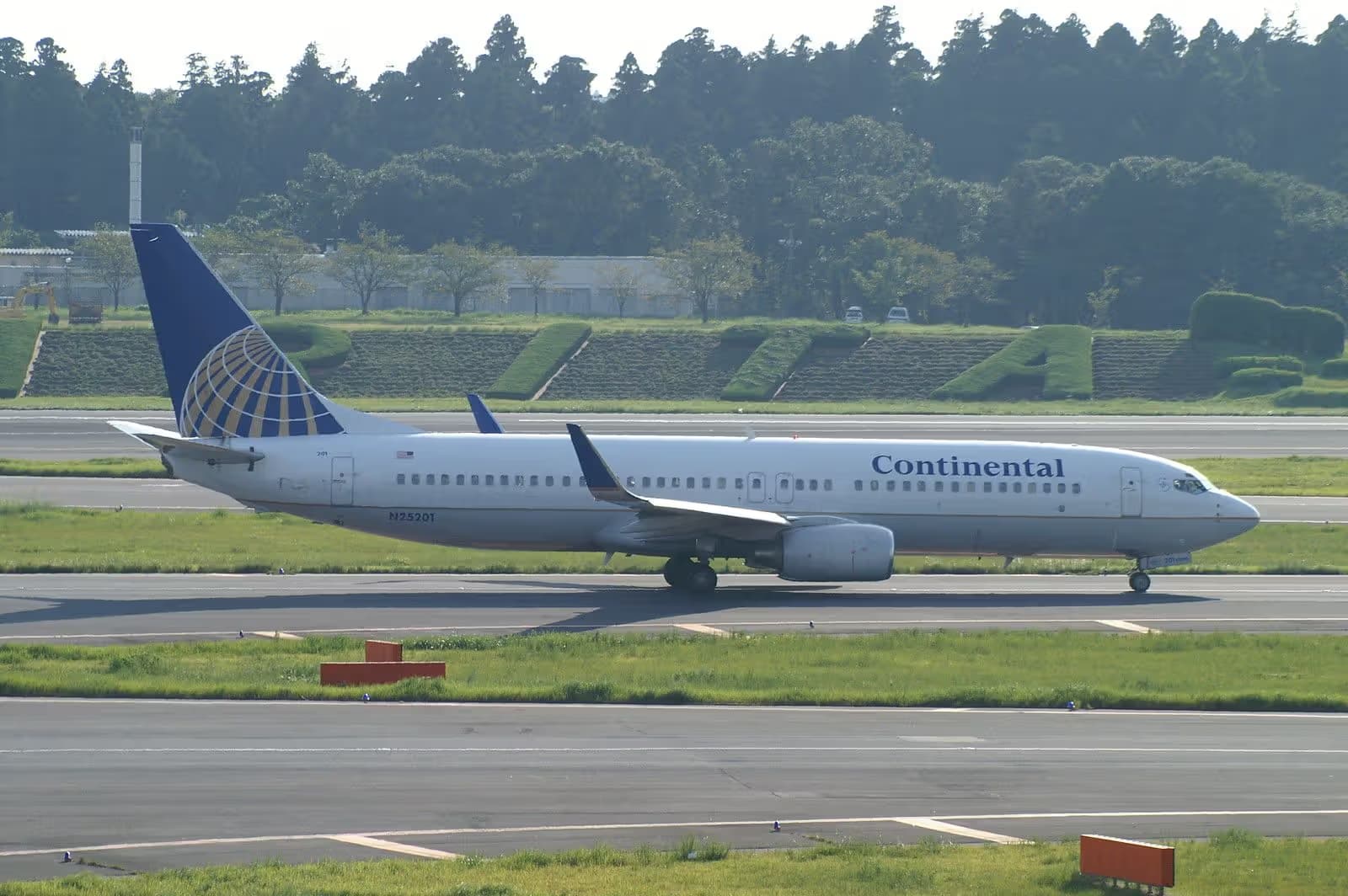 N25201 — Boeing