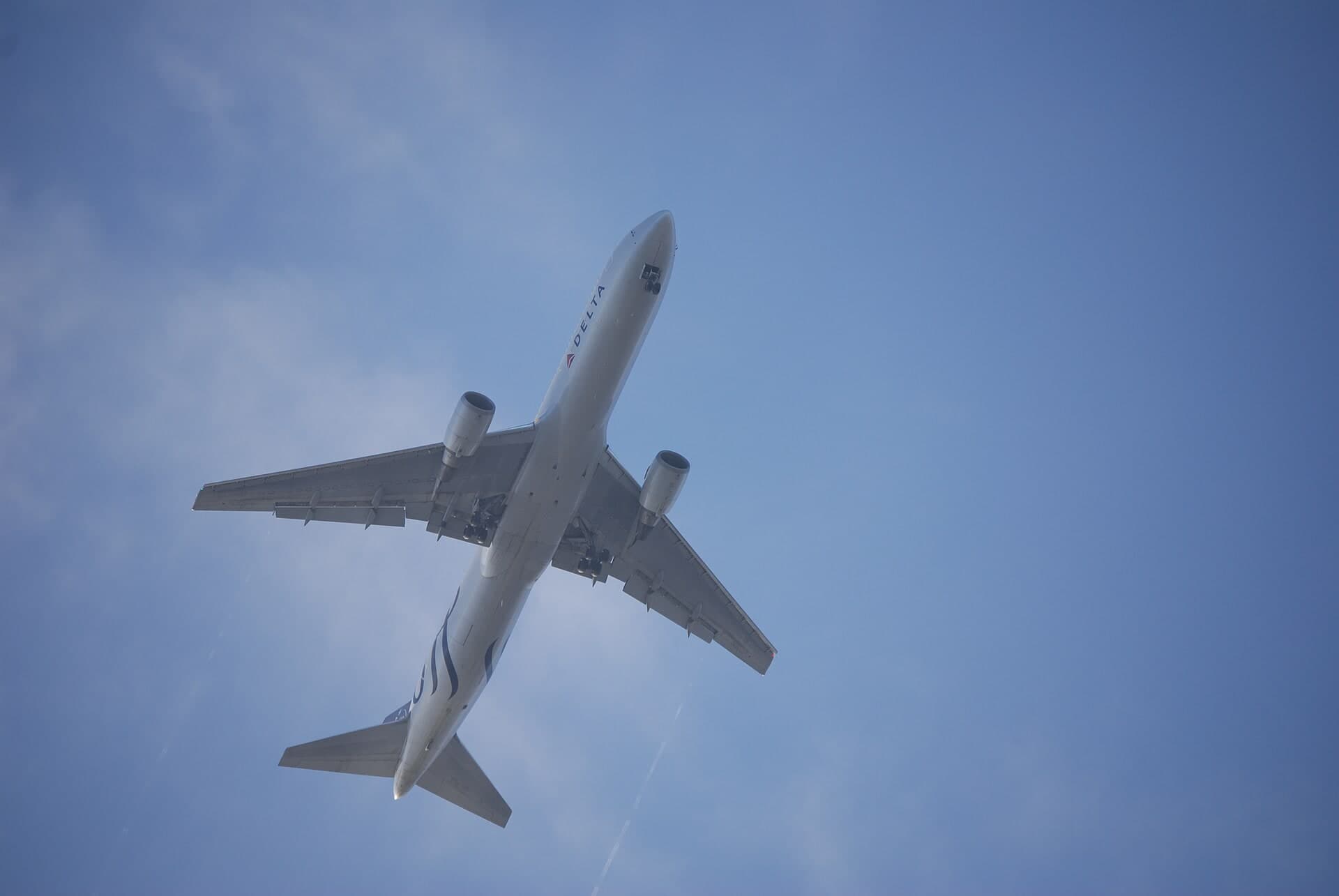 N175DZ — Twin-engine aircraft