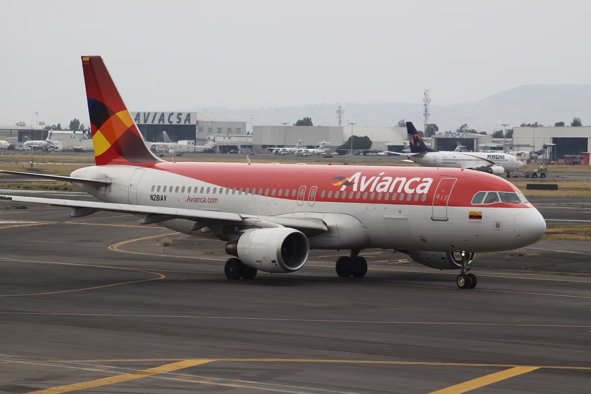 N281AV — Airbus