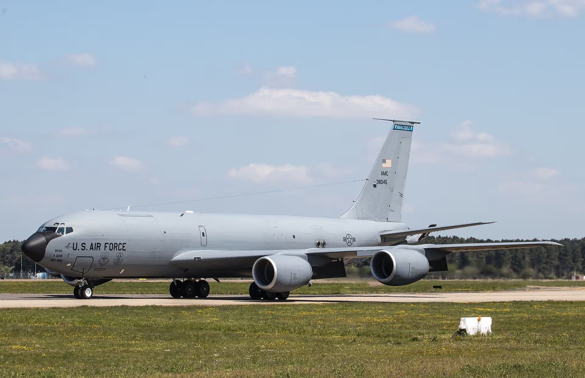 Unidentified — Aircraft