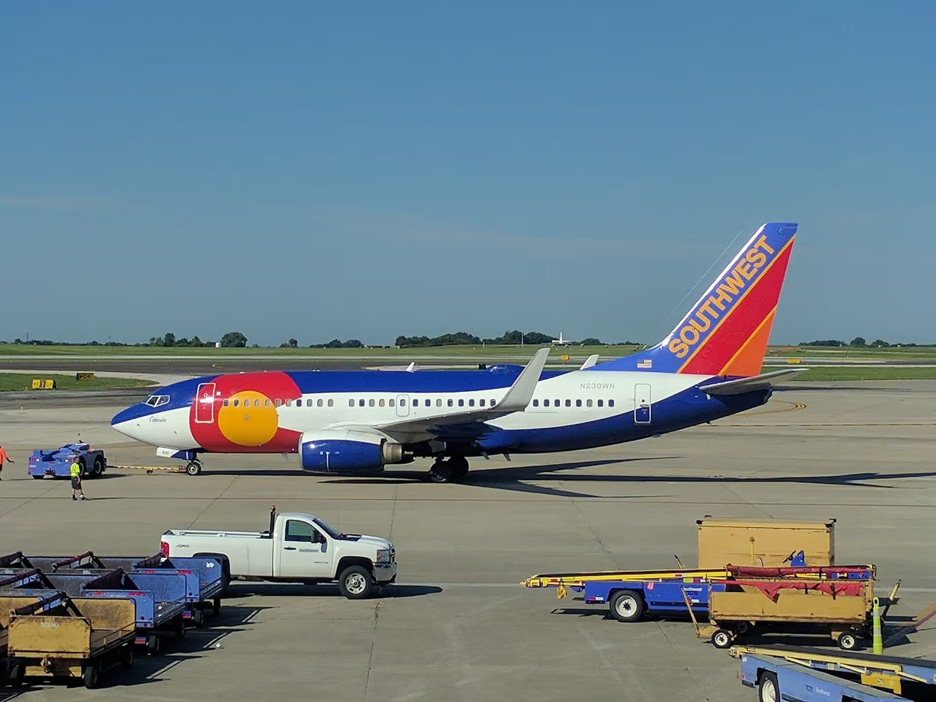 N230WN — Boeing
