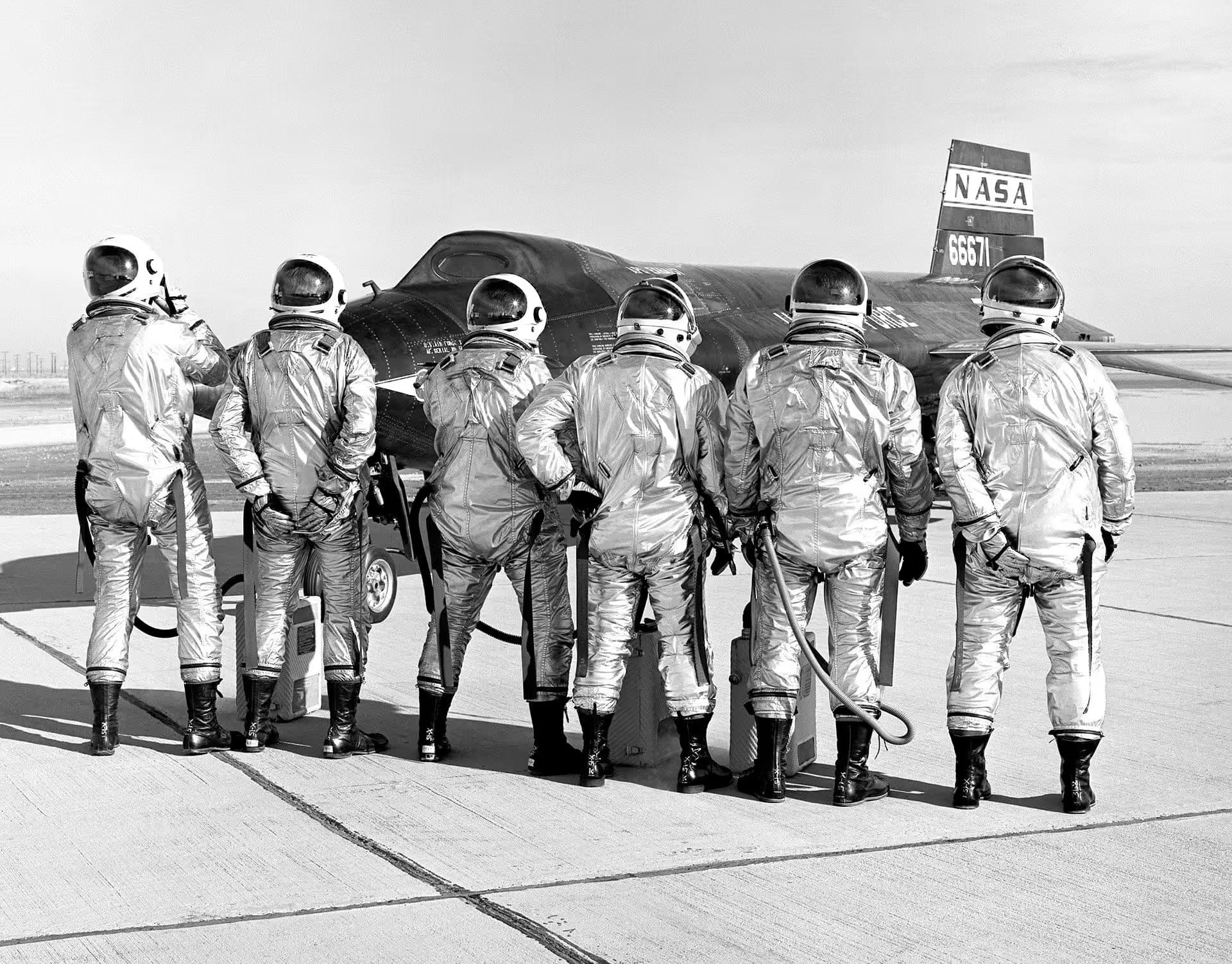 Unidentified — Lockheed
