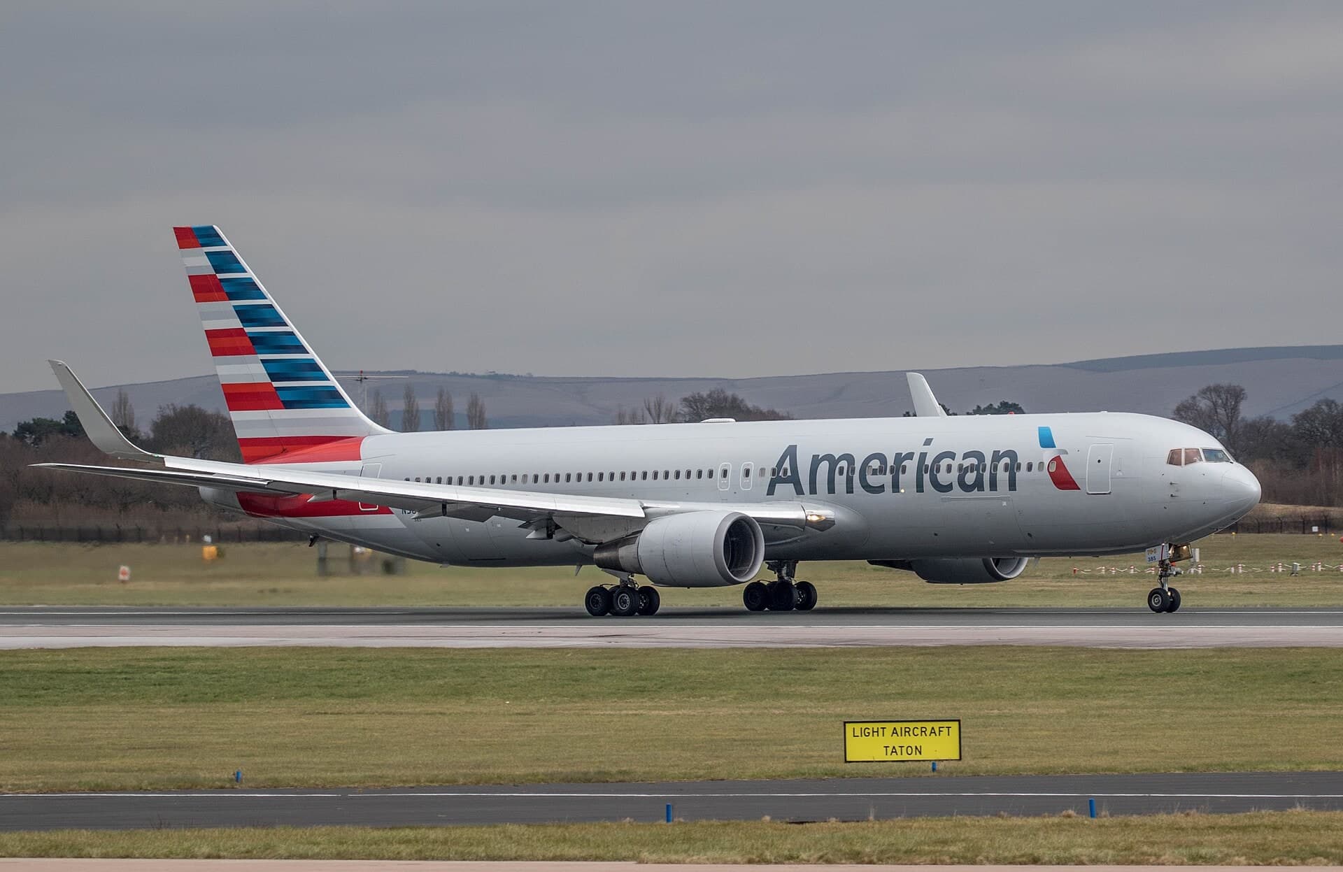 N385AN — Boeing