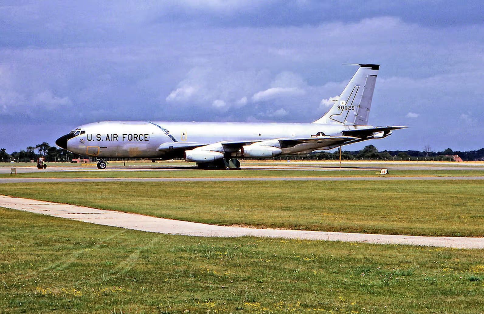 Unidentified — Aircraft