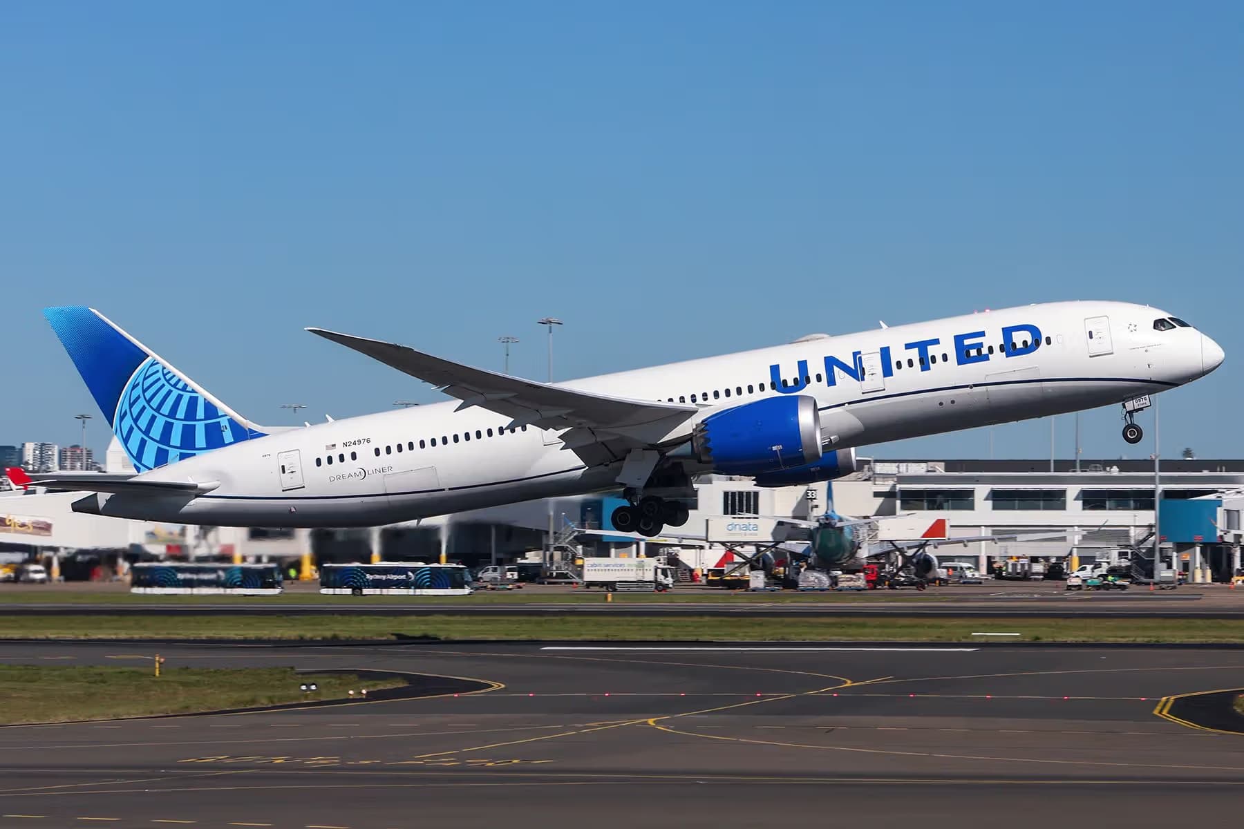 N24976 — Boeing