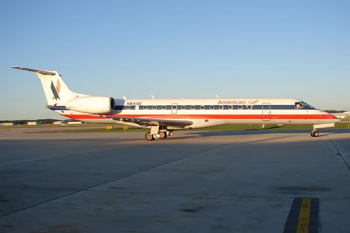 N841AE — Bombardier