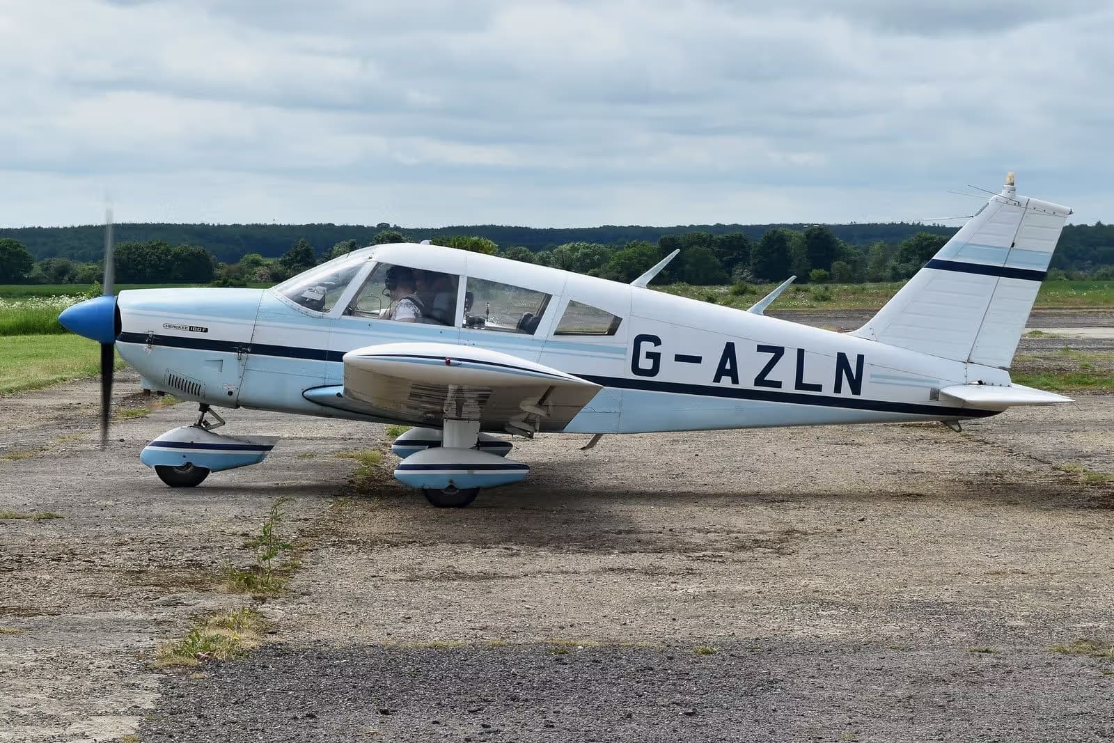 G-AZLN — Piper