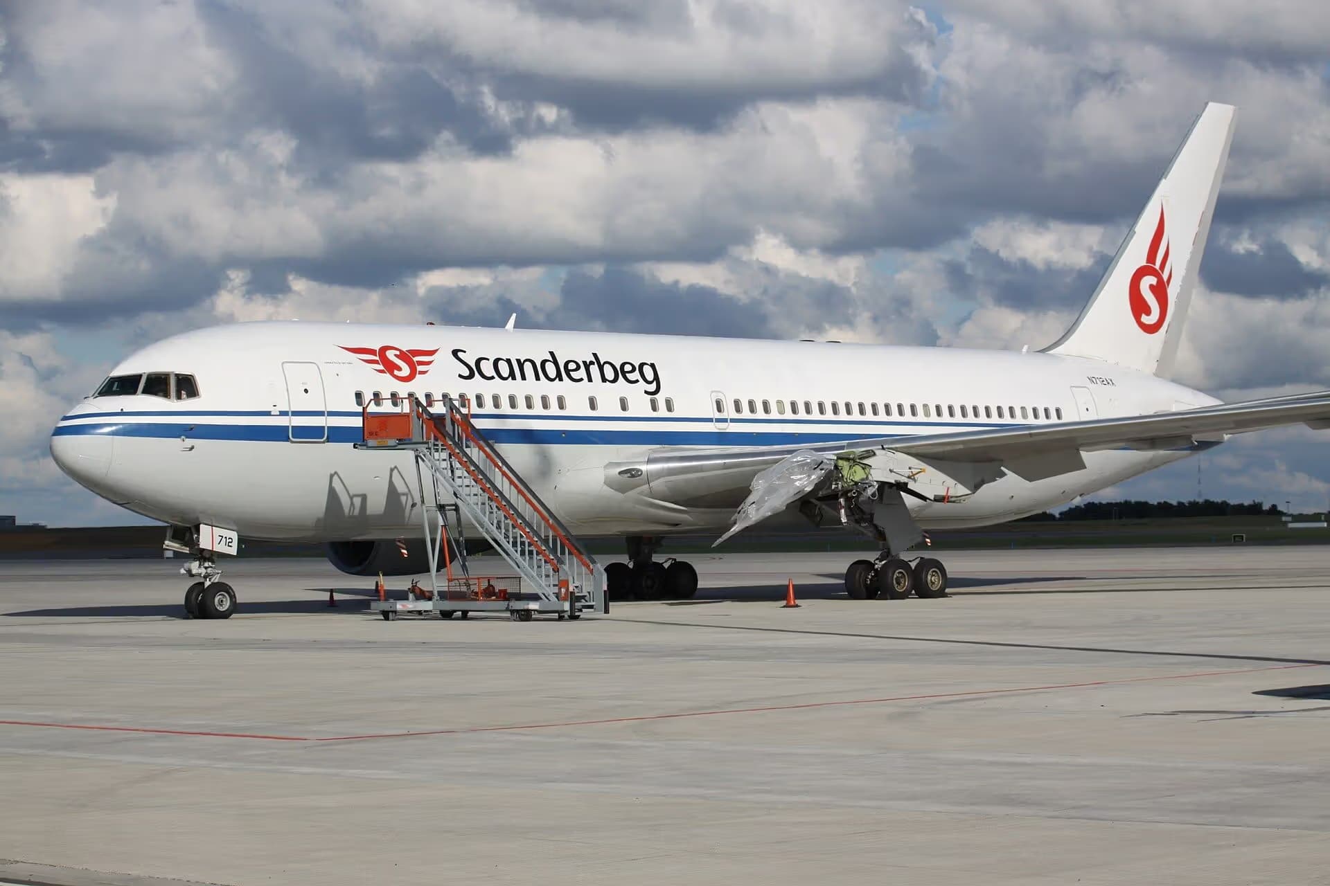 N712AX — Boeing