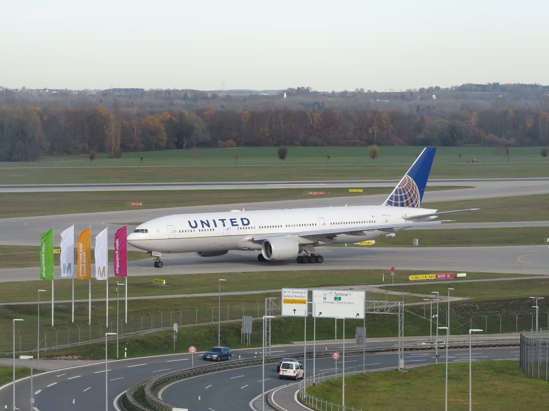 N222UA — Boeing