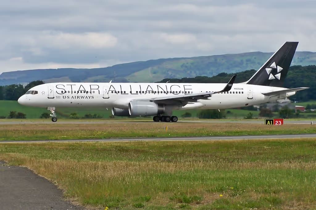 N935UW — Boeing