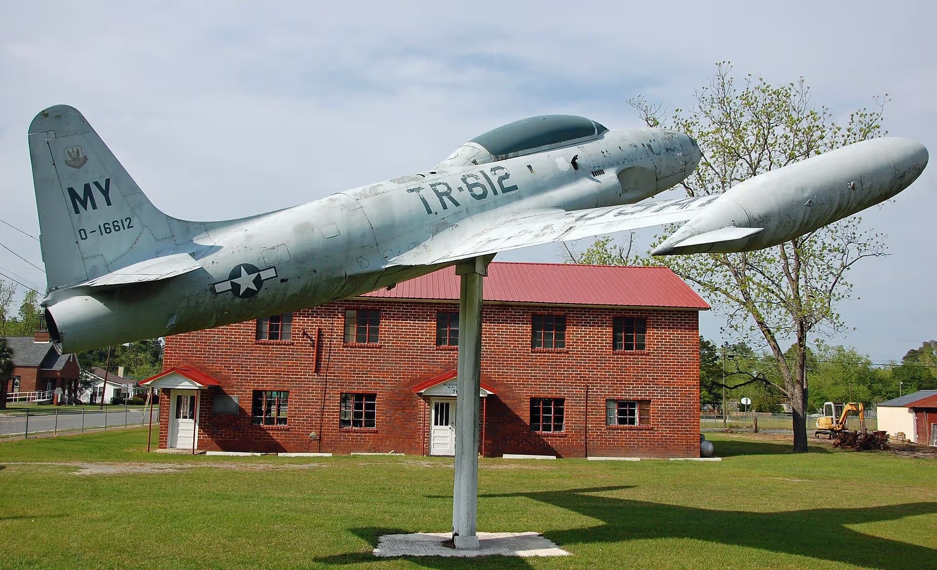Unidentified — Lockheed