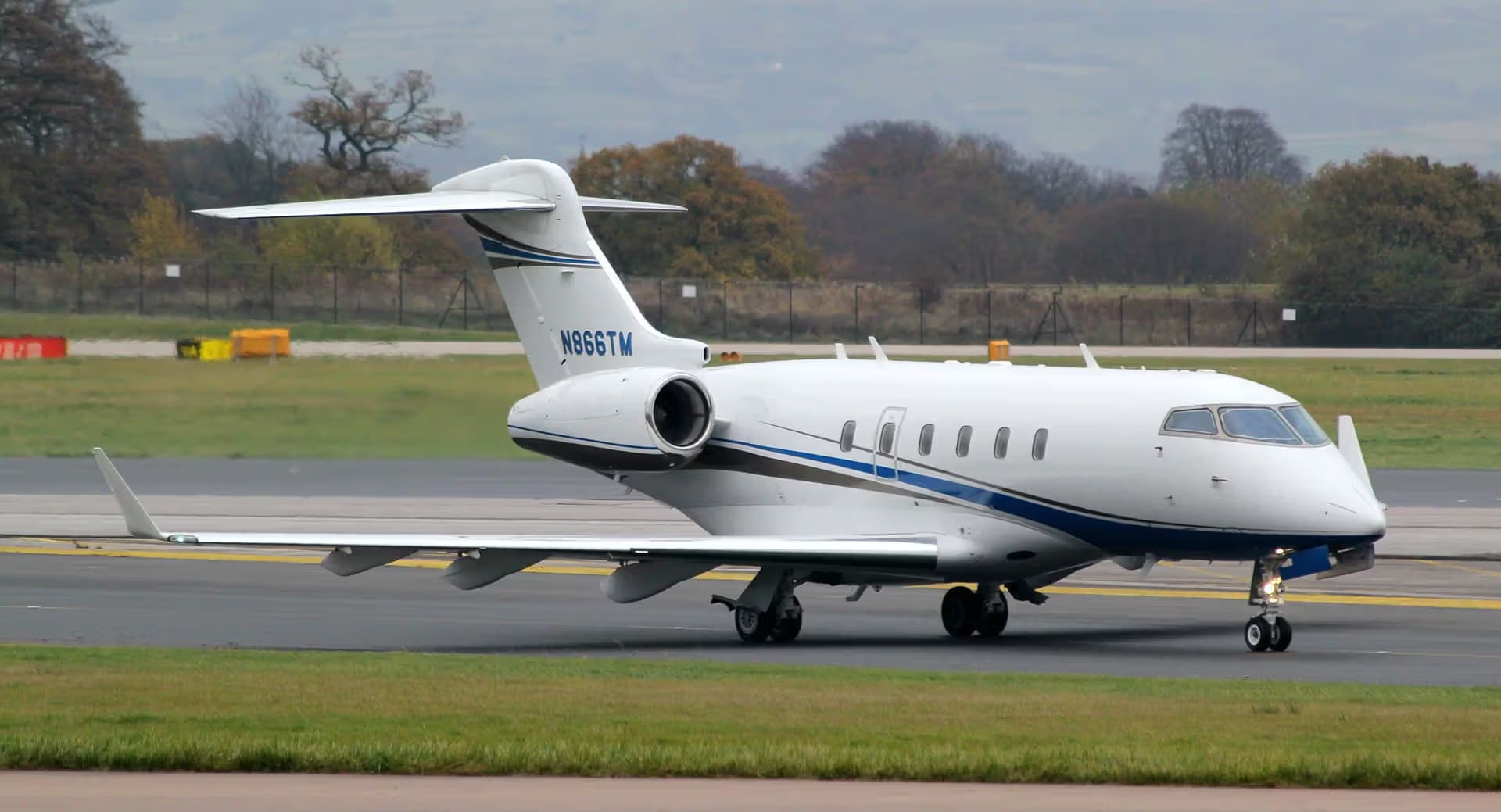 N866TM — Bombardier