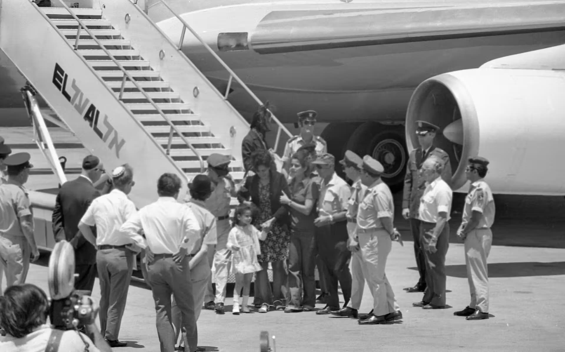 Unidentified — Aircraft