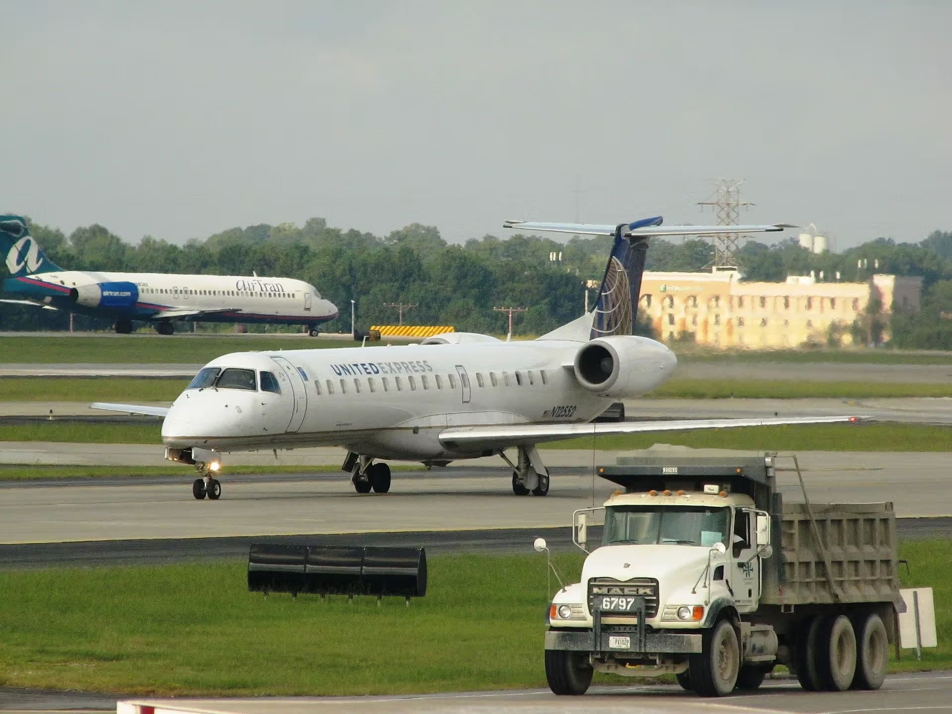 N12552 — Embraer