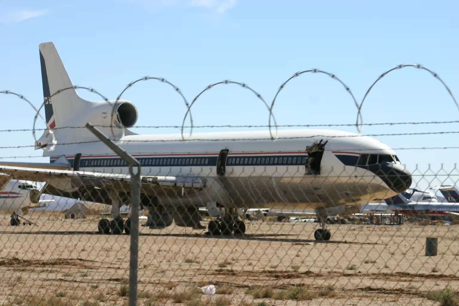 N752DA — Douglas