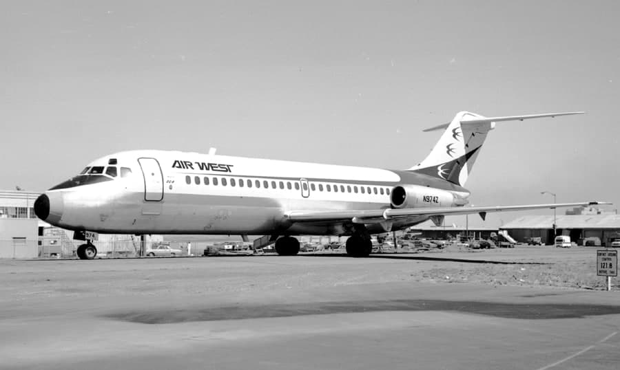 N974Z — Aircraft