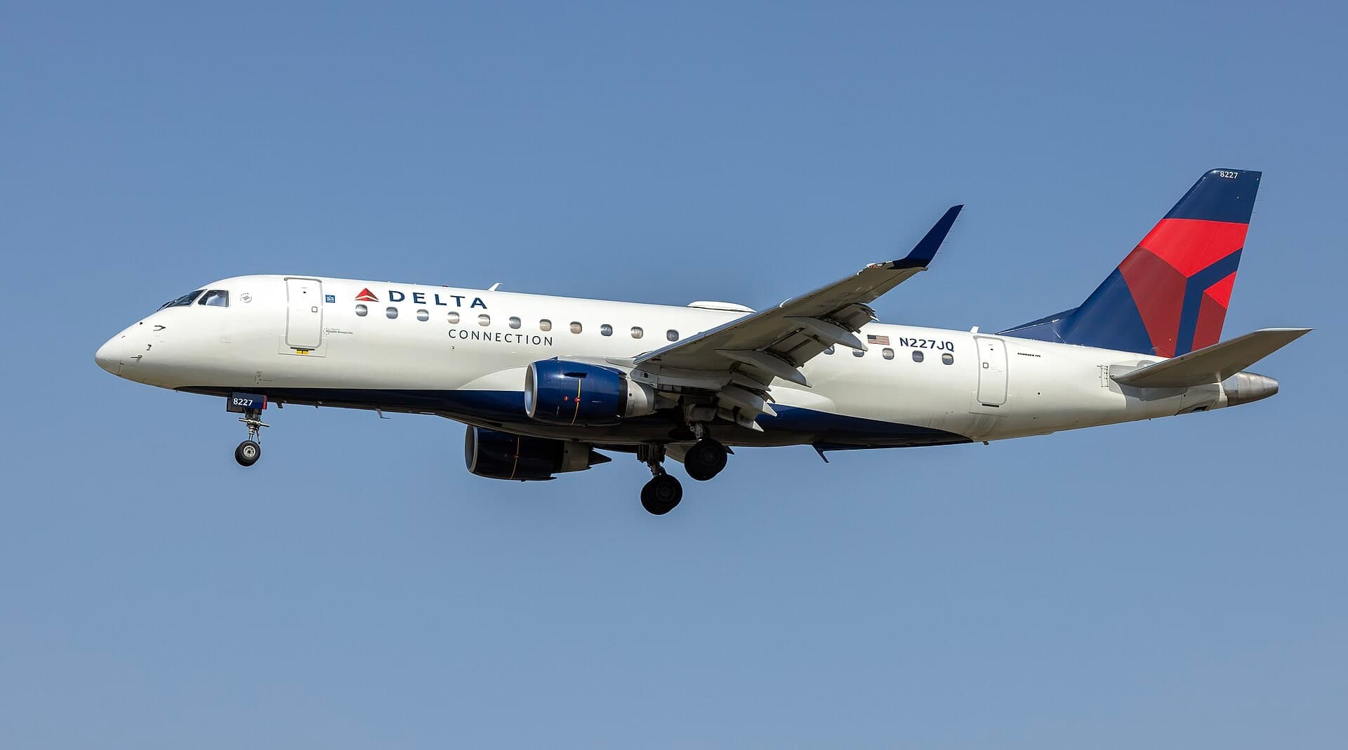N227JQ — Embraer