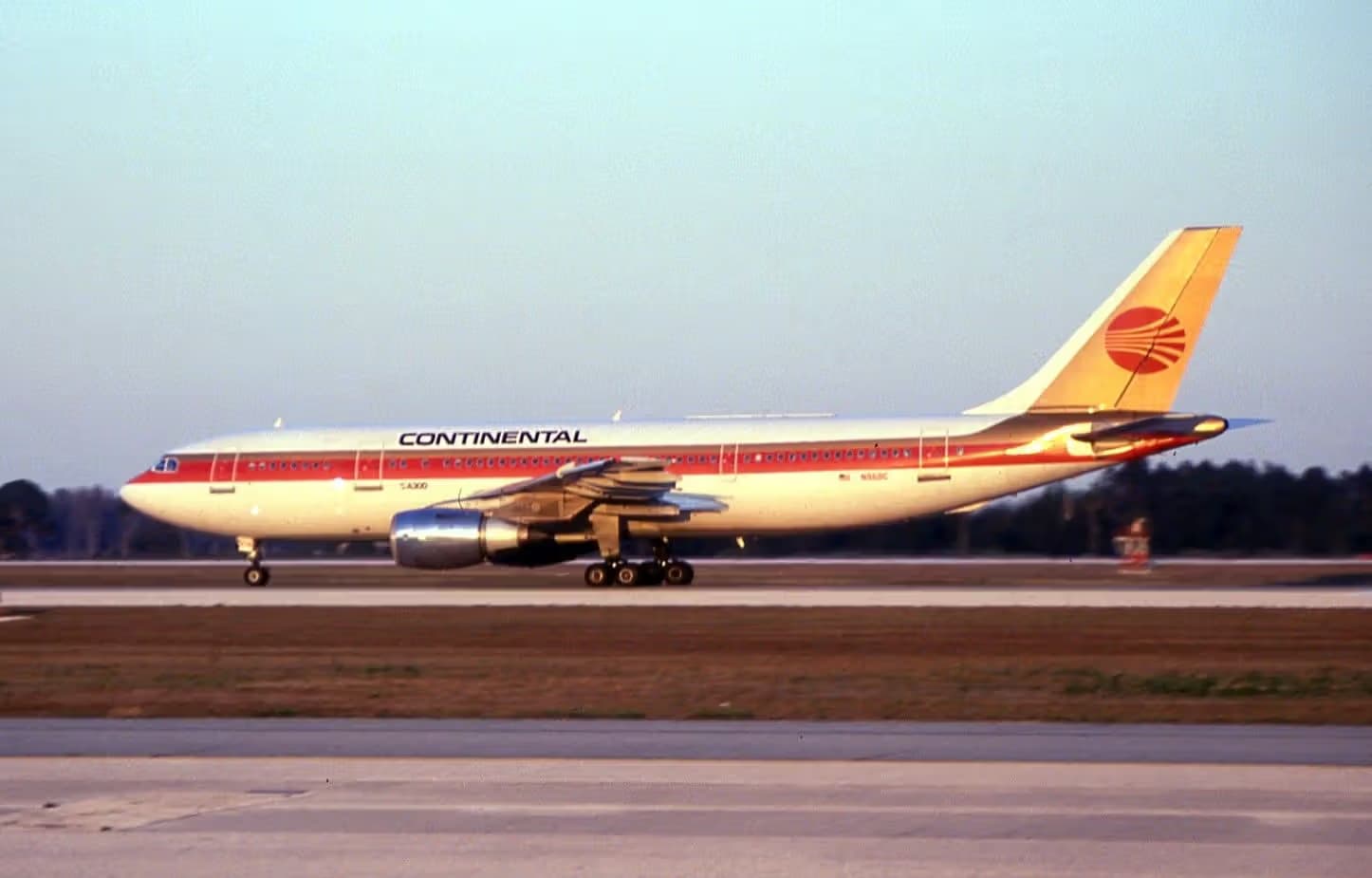 N968C — Twin-engine aircraft