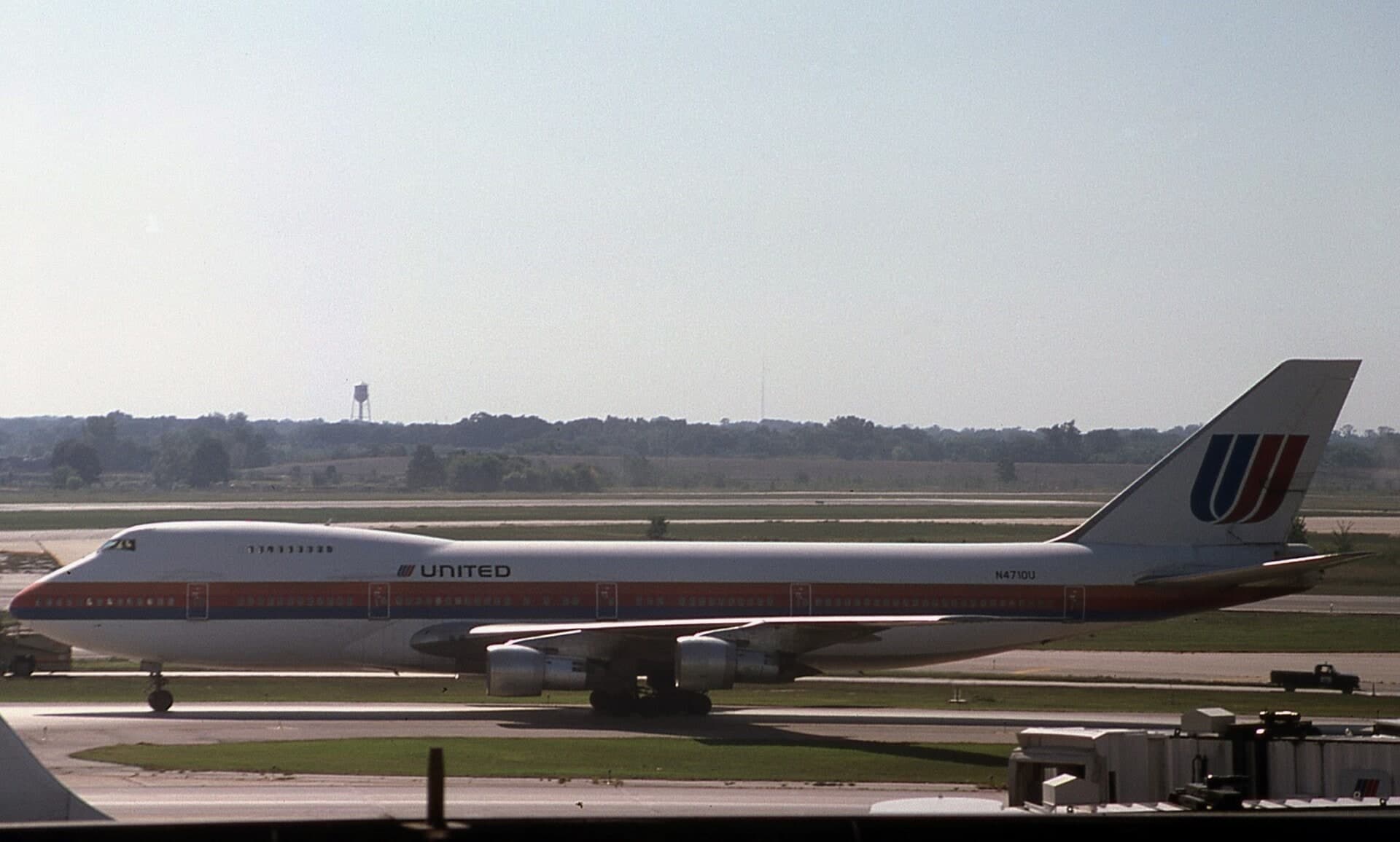 N4710U — Boeing
