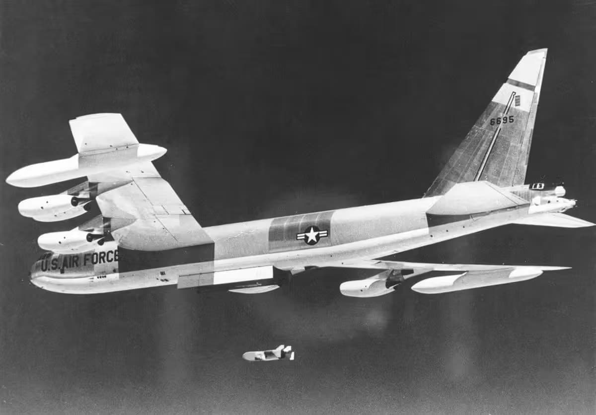 Unidentified — Aircraft